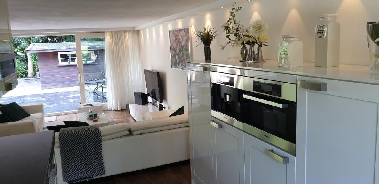 Lake House 74, Luxury Accommodation Ir Sauna Warmond 외부 사진